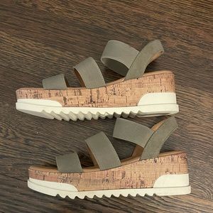Espadrilles
